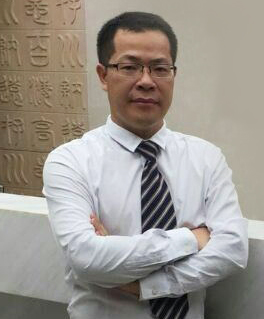 谭玲春律师